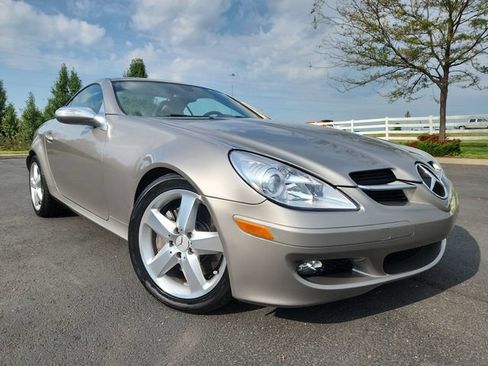 Used 2005 Mercedes-Benz SLK 350 image 12