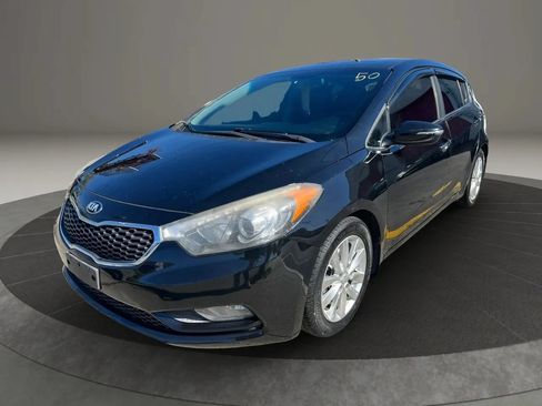 Used 2015 Kia Forte EX w/ EX Premium Package FWD image 1