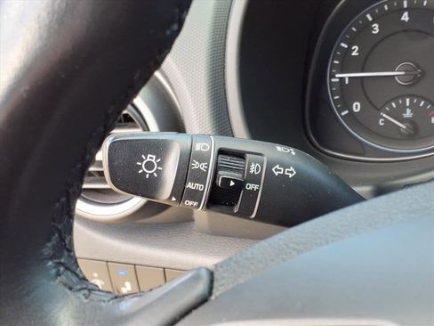 Used 2021 Hyundai Kona Limited w/ Cargo Package image 18