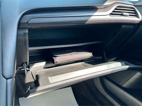 Used 2018 Ford Fusion SE w/ Equipment Group 601A image 26