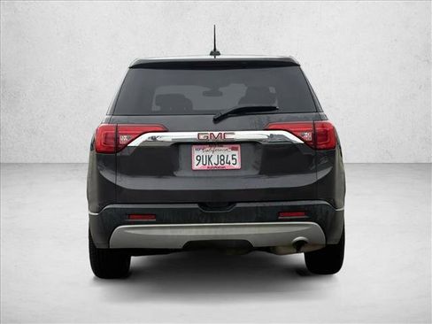 Used 2018 GMC Acadia SLE image 6