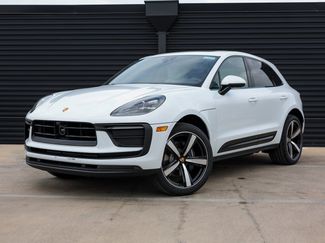 New 2026 Porsche Macan video 1