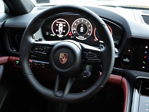 New 2026 Porsche Panamera 4 image 29