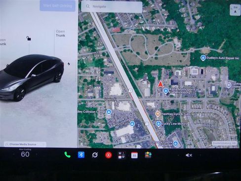 Used 2025 Tesla Model 3 Long Range RWD image 10