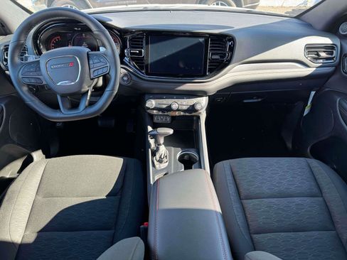 Used 2025 Dodge Durango GT w/ Blacktop Package AWD/4WD image 2