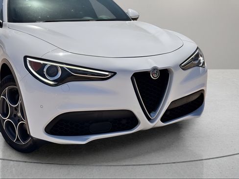 Used 2023 Alfa Romeo Stelvio Ti w/ Active Assist Plus Package AWD/4WD image 2