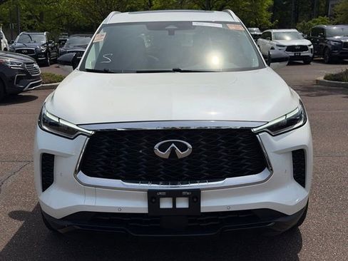 Certified 2023 INFINITI QX60 Luxe w/ Performance Audio Package AWD/4WD image 2