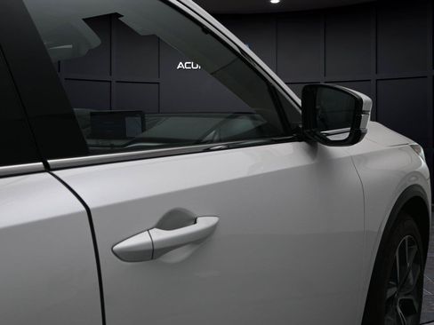 Used 2024 Acura MDX SH-AWD w/ Technology Package image 16