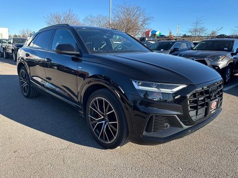Used 2021 Audi Q8 Premium Plus w/ Premium Plus Package image 11