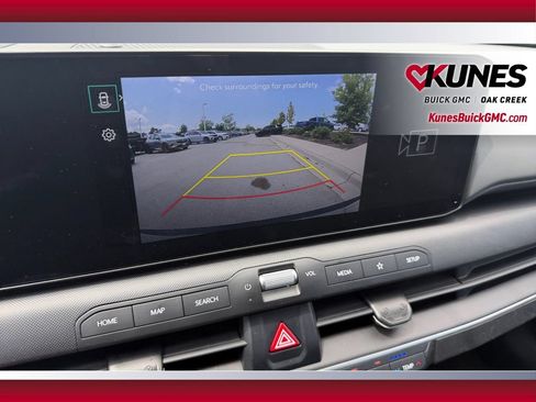 Used 2025 Kia K4 FWD image 27