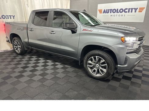 Used 2020 Chevrolet Silverado 1500 RST image 2