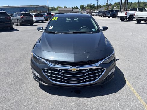 Used 2021 Chevrolet Malibu LT FWD image 9