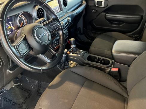 Used 2022 Jeep Wrangler Unlimited Sport S image 10