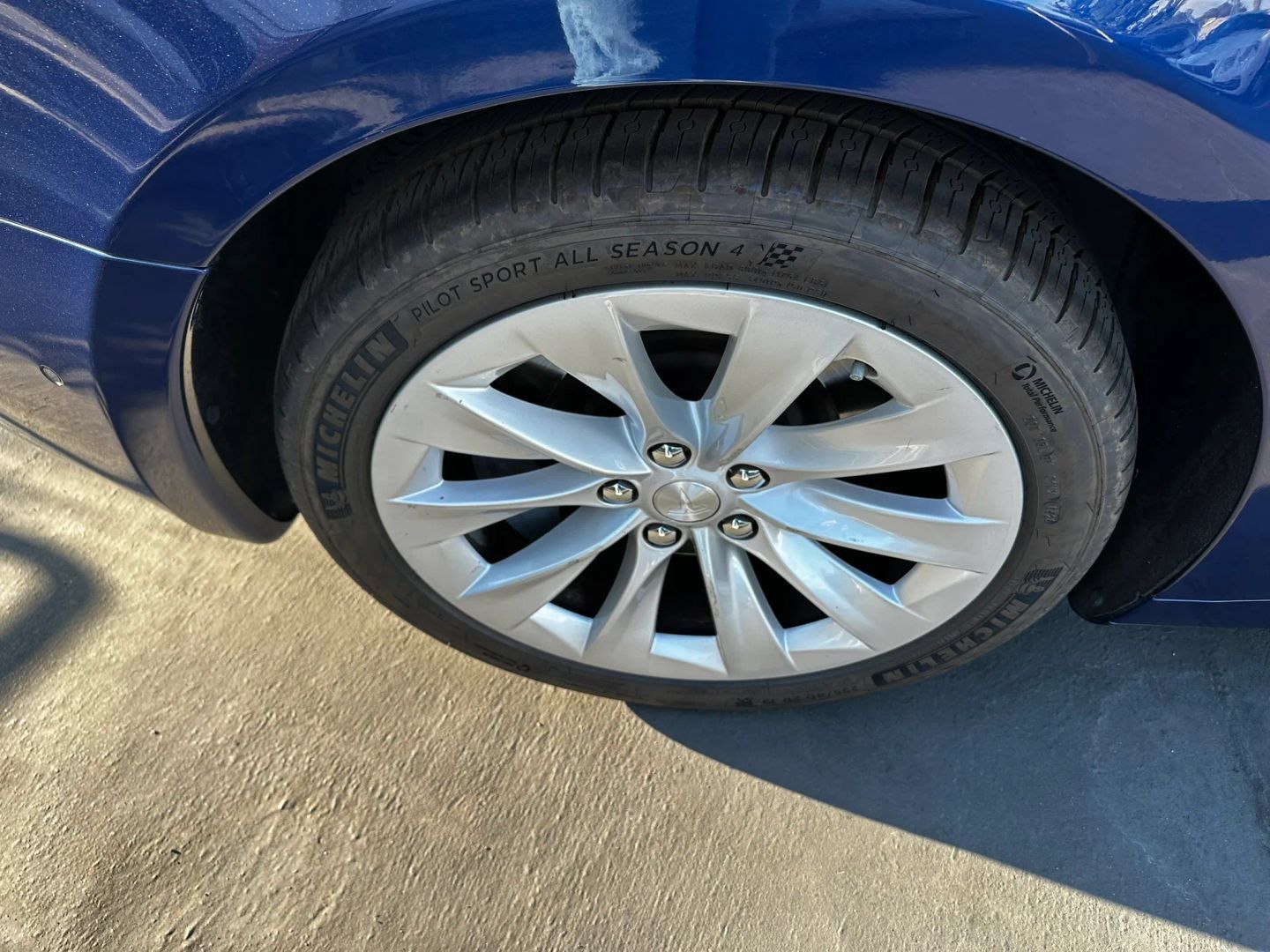Used 2017 Tesla Model S 75 RWD image 26