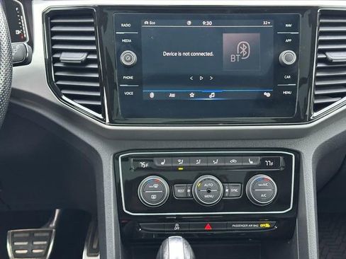 Used 2022 Volkswagen Atlas SEL R-Line image 16