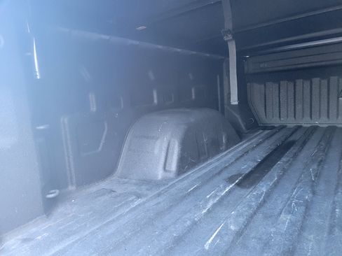 Certified 2020 Chevrolet Silverado 1500 LTZ AWD/4WD image 10