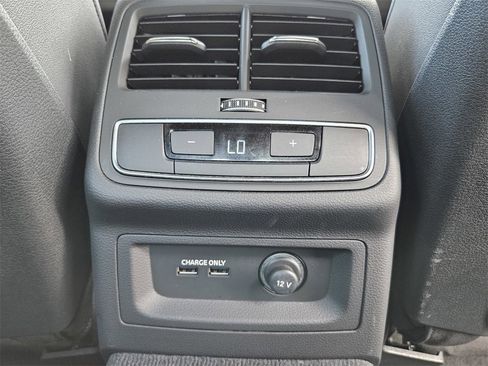 Used 2024 Audi A4 2.0T Premium Plus image 32