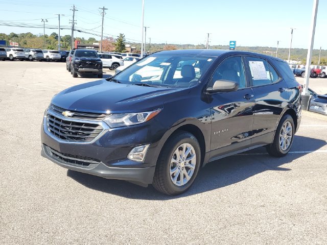 Used 2020 Chevrolet Equinox LS w/ LPO, Floor Liner Package FWD image 2
