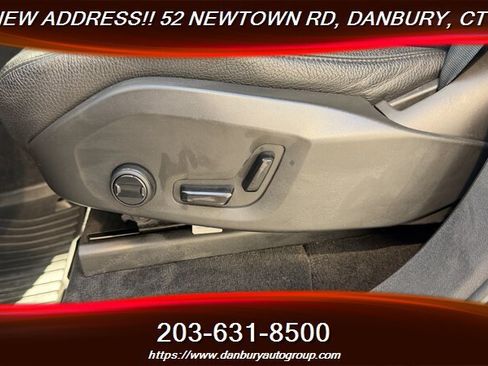 Used 2022 Volvo XC90 T8 Inscription Expression w/ Advanced Package AWD/4WD image 14