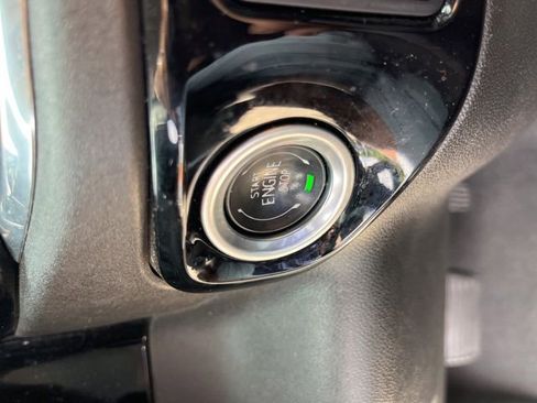 Used 2025 Chevrolet Silverado 1500 LT RWD image 20