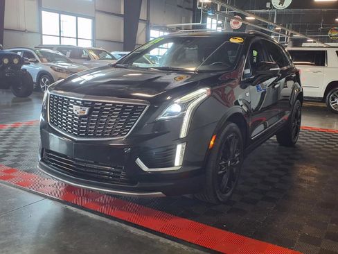 Used 2021 Cadillac XT5 Premium Luxury AWD/4WD image 4