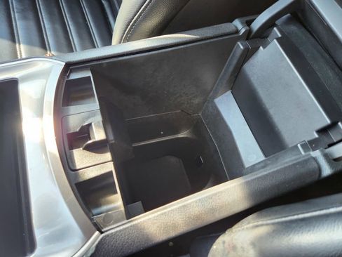 Used 2024 Ford Edge SEL image 13