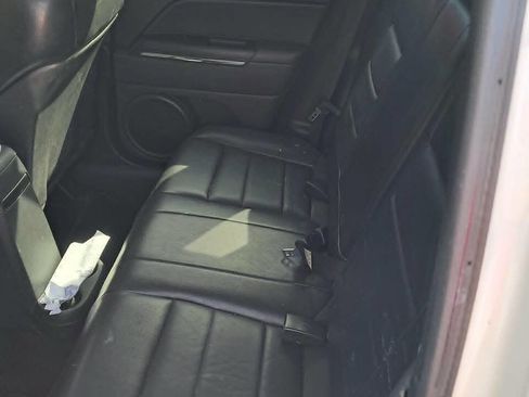 Used 2011 Jeep Patriot Latitude FWD image 4