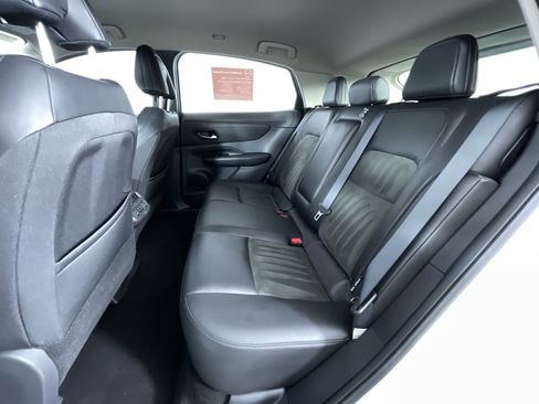 Certified 2024 Nissan Ariya AWD image 23