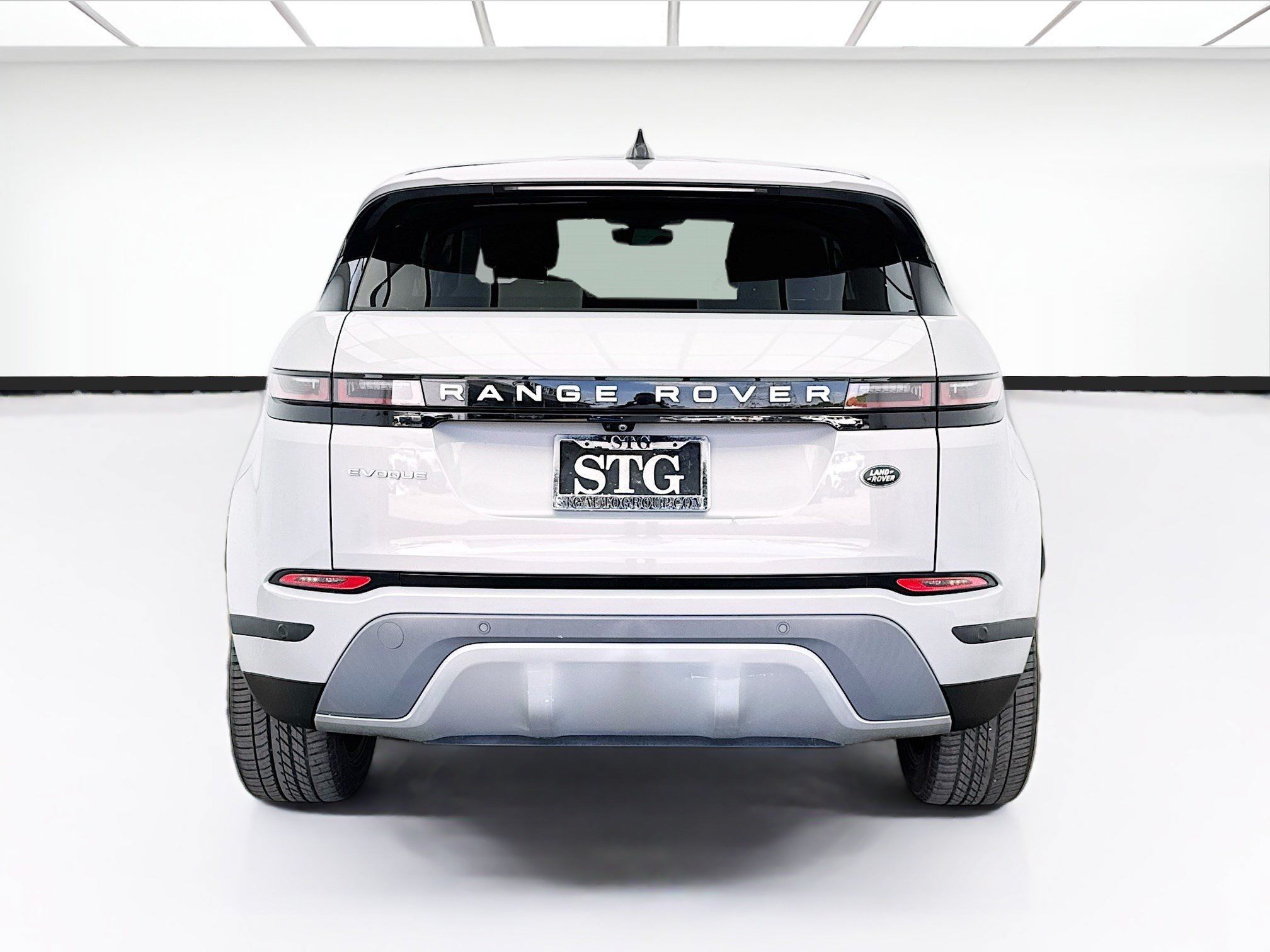 Used 2023 Land Rover Range Rover Evoque S AWD/4WD image 5