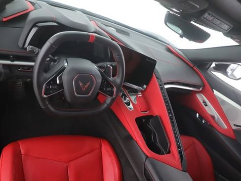 Used 2023 Chevrolet Corvette Stingray Preferred Cpe w/ Z51 Performance Package RWD image 17