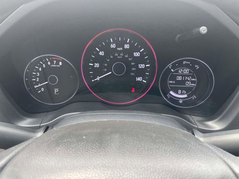 Used 2021 Honda HR-V LX image 21