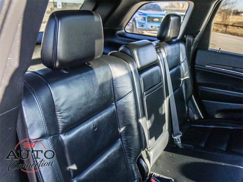 Used 2022 Jeep Grand Cherokee Limited w/ Trailer Tow Group IV image 26