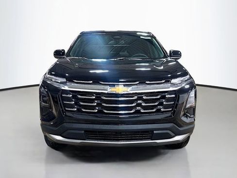New 2026 Chevrolet Equinox LT FWD image 3