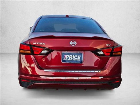 Used 2021 Nissan Altima 2.5 SV image 5