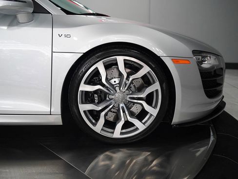 Used 2009 Audi R8 V10 AWD/4WD image 33