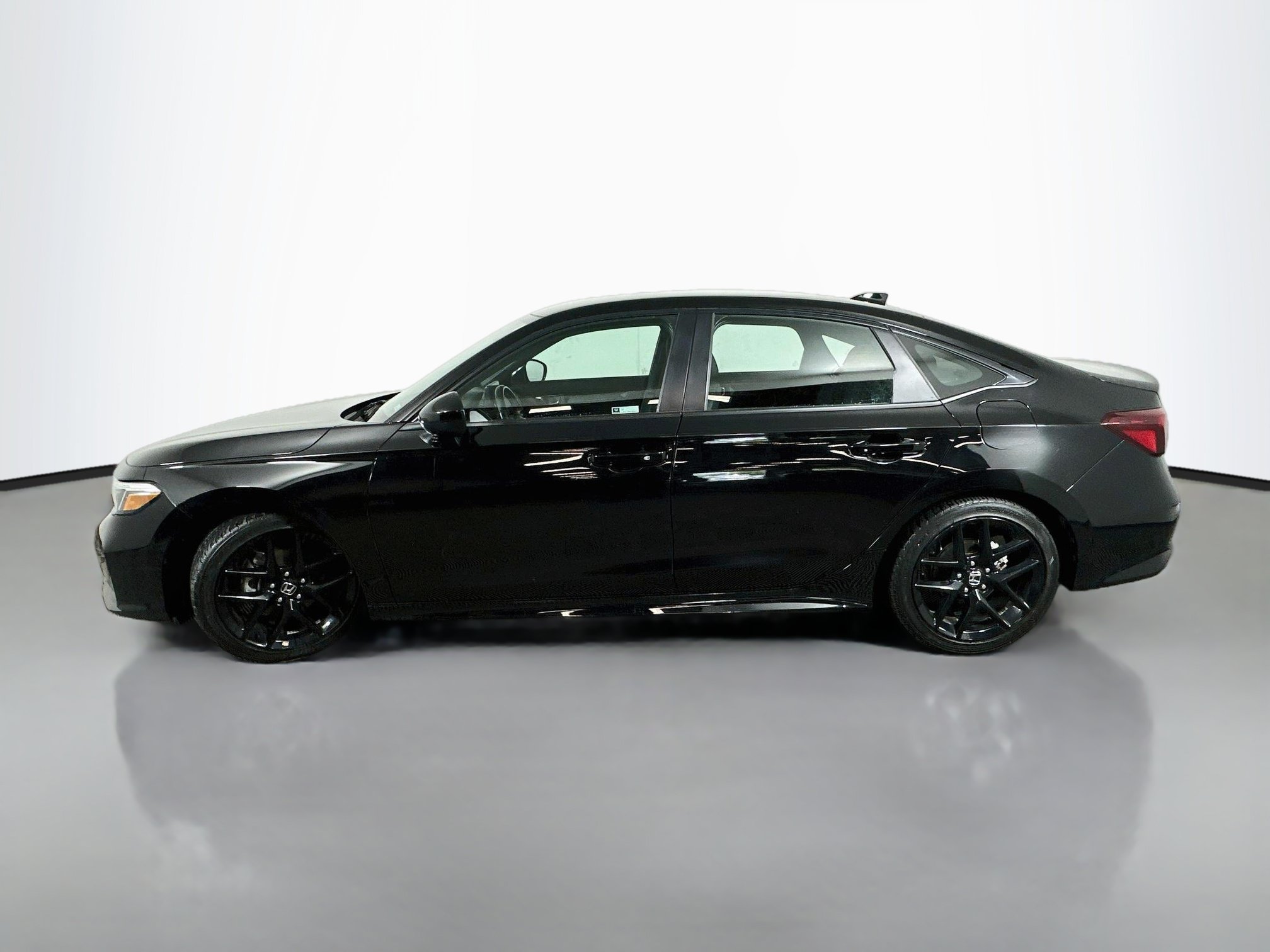 Certified 2025 Honda Civic Sport image 4