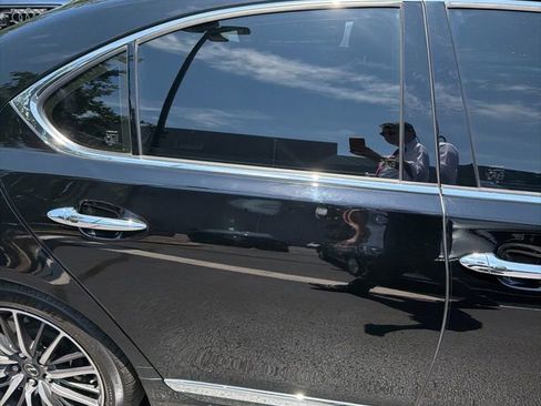 Used 2014 Lexus LS 460 AWD w/ F Sport Package image 7