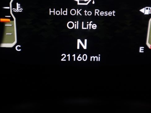 Used 2023 Jeep Wrangler Rubicon w/ Steel Bumper Group AWD/4WD image 19