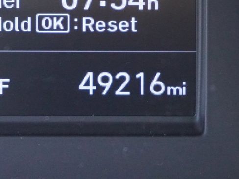 Used 2020 Hyundai Elantra SE w/ Cargo Package (C1) image 3