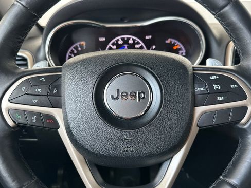 Used 2017 Jeep Grand Cherokee Laredo w/ Quick Order Package 2BE RWD image 31