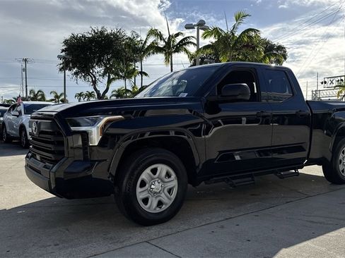 Used 2022 Toyota Tundra SR w/ SR Tow Package image 29