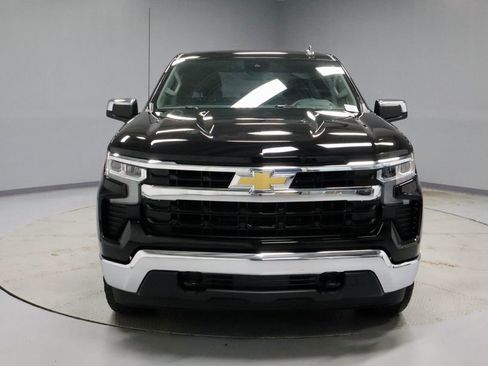 Used 2023 Chevrolet Silverado 1500 LT AWD/4WD image 6