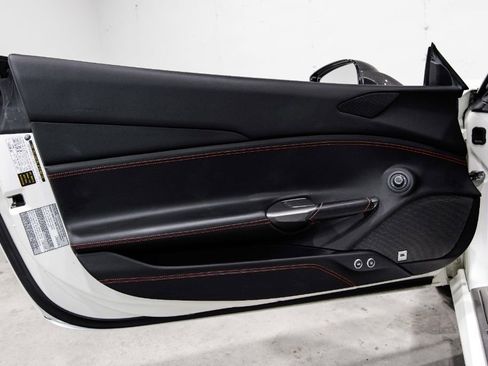 Used 2016 Ferrari 488 Spider Spider image 9