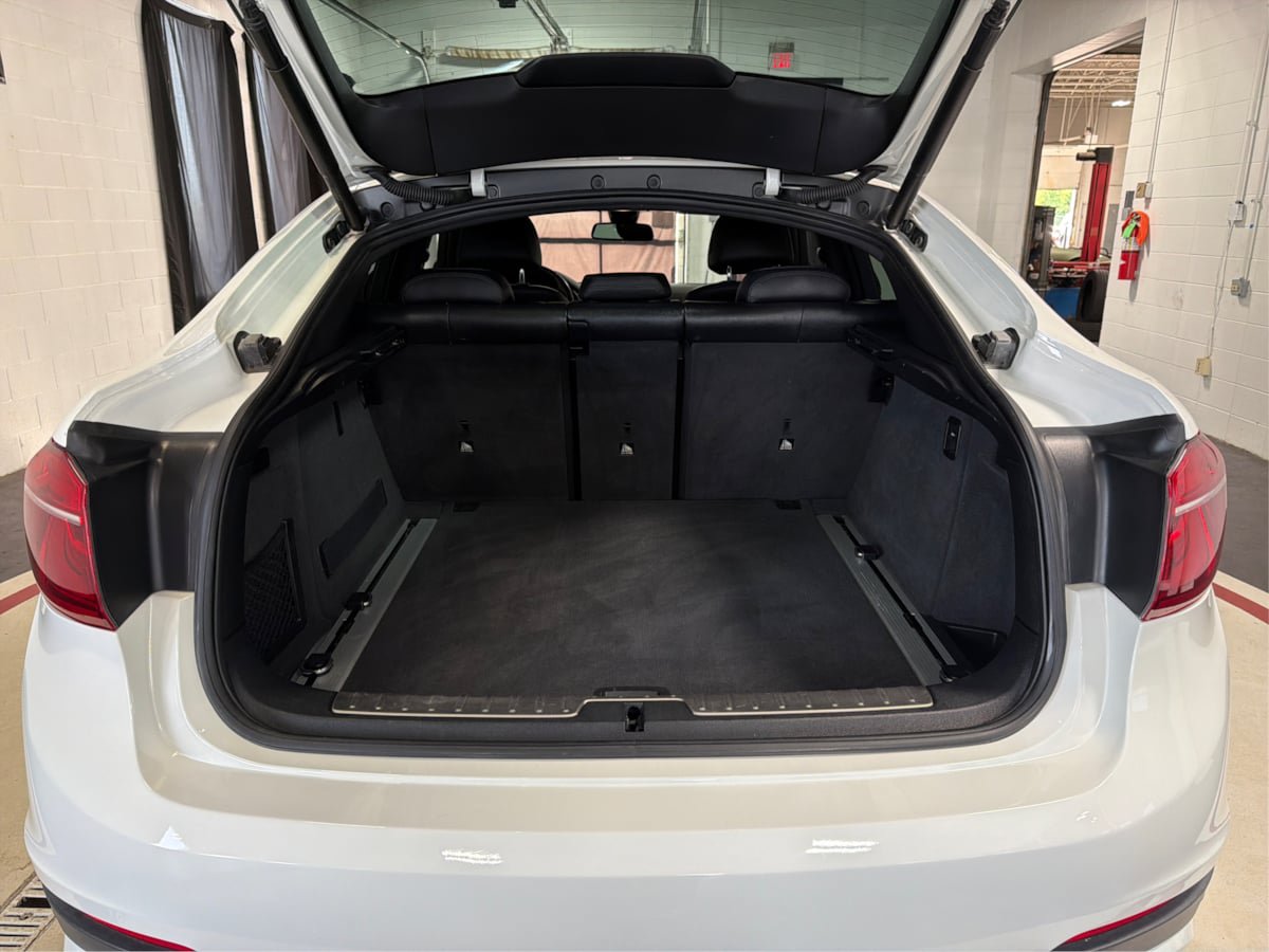 Used 2019 BMW X6 xDrive35i w/ Convenience Package AWD/4WD image 12