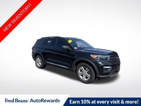 Certified 2020 Ford Explorer XLT w/ Equipment Group 202A AWD/4WD image 1