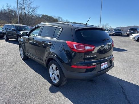 Used 2011 Kia Sportage LX w/ Convenience Pkg image 6