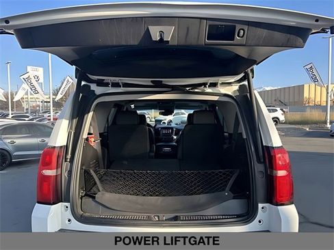 Used 2018 Chevrolet Tahoe Premier image 17