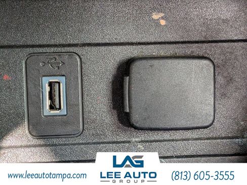 Used 2019 Ford Escape Titanium image 24