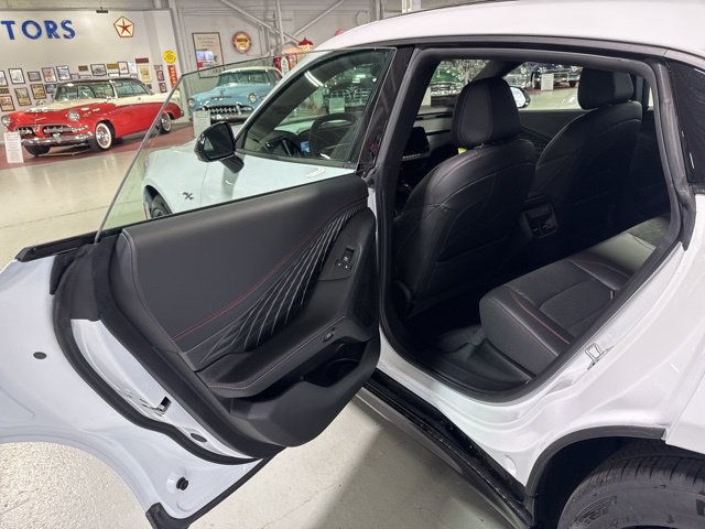 New 2026 Dodge Charger R/T w/ Driver Convenience Group AWD/4WD image 31