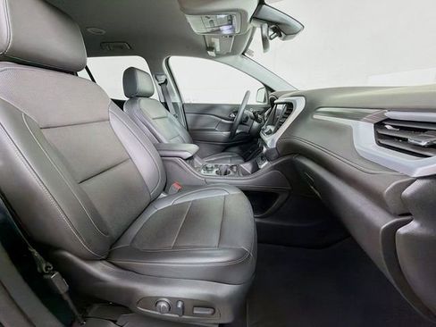 Used 2023 GMC Acadia SLT w/ Technology Package AWD/4WD image 32